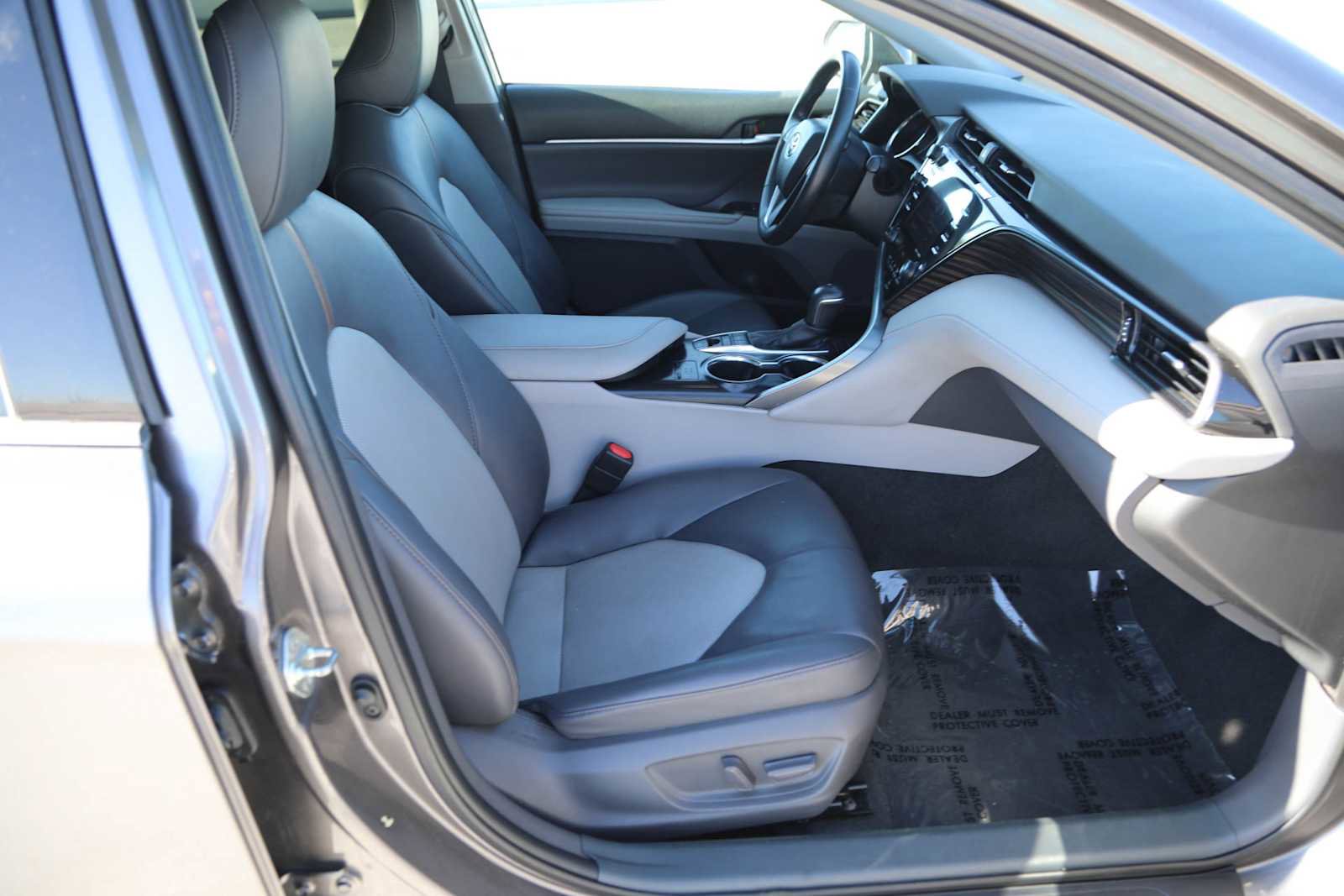 Certified 2020 Toyota Camry XLE image 16