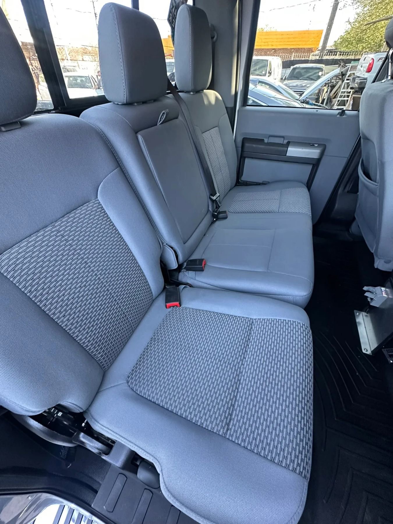 Used 2016 Ford F250 XLT w/ XLT Interior Package image 31