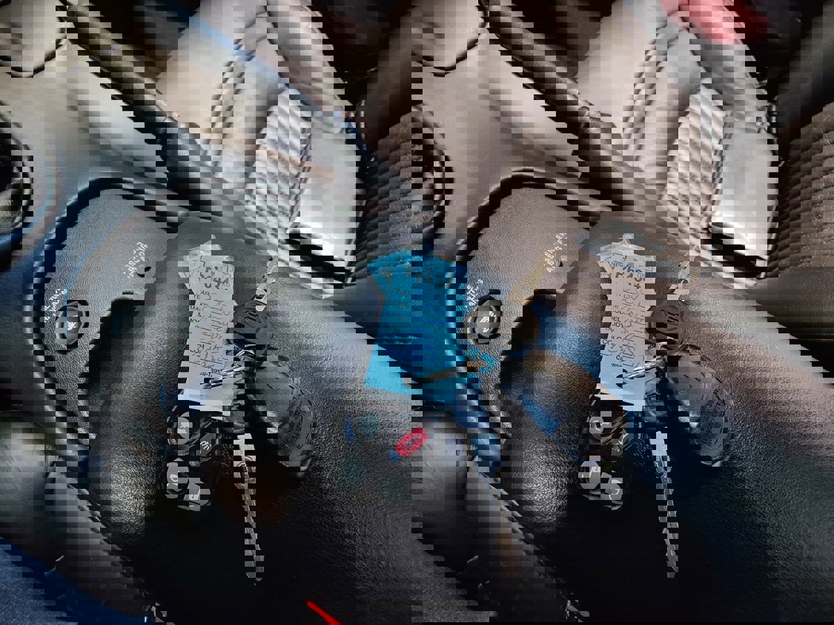 Used 2004 Chevrolet Corvette Coupe w/ Preferred Equipment Group image 32