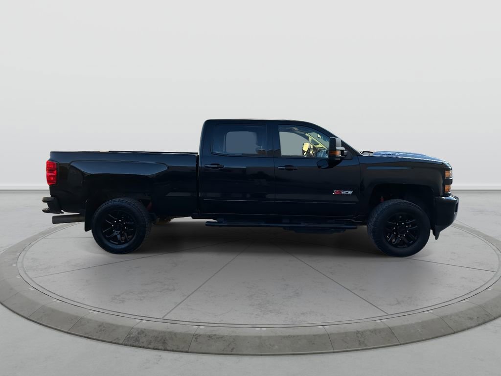Used 2018 Chevrolet Silverado 2500 LTZ w/ Midnight Edition image 4