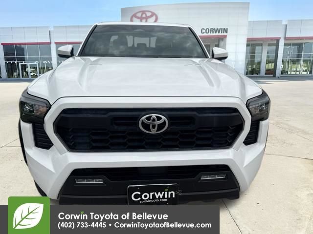 Certified 2024 Toyota Tacoma TRD Off-Road w/ TRD Off Road Upgrade Package AWD/4WD image 15