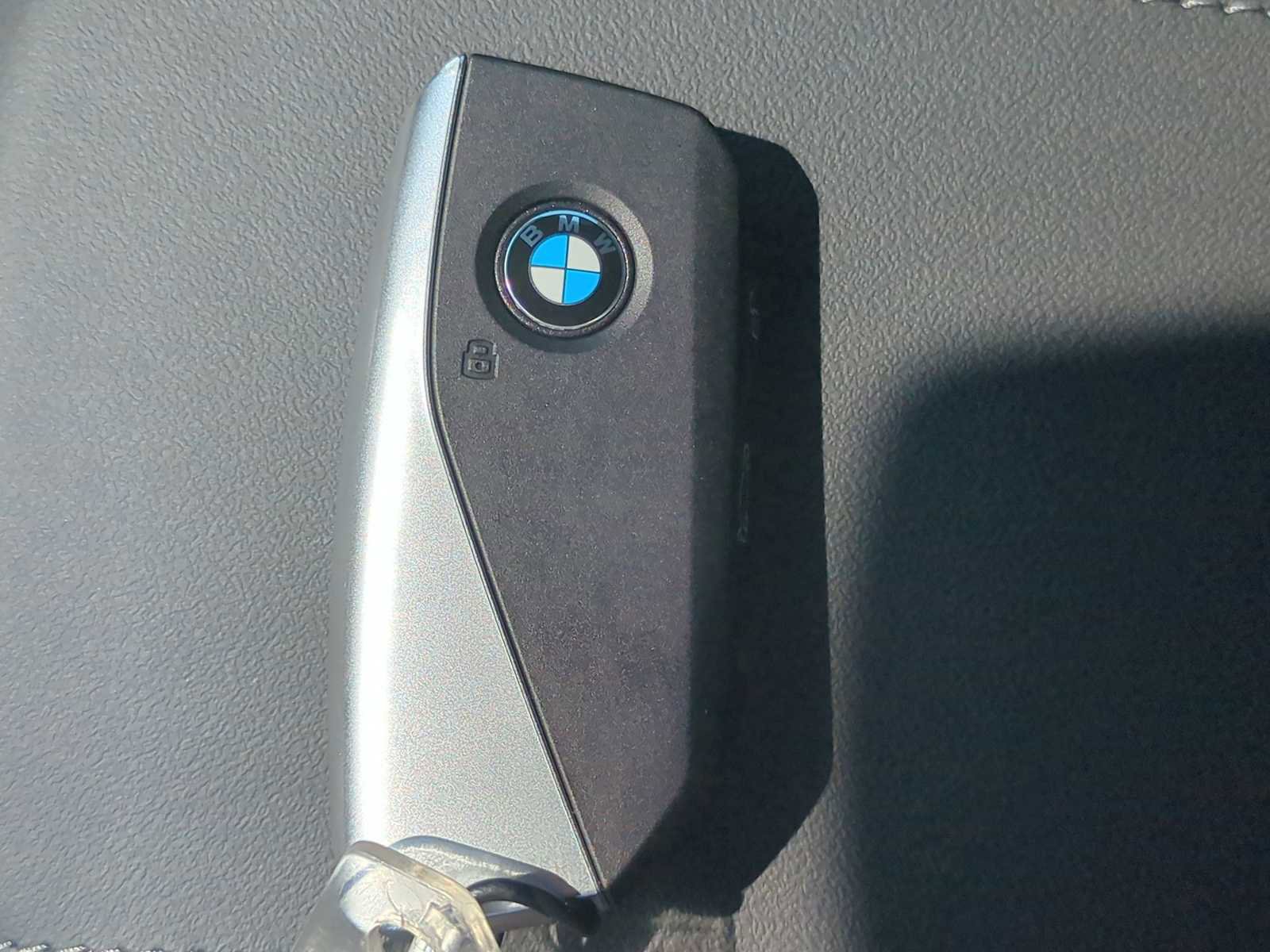 Used 2025 BMW X1 xDrive28i w/ Technology Package image 35