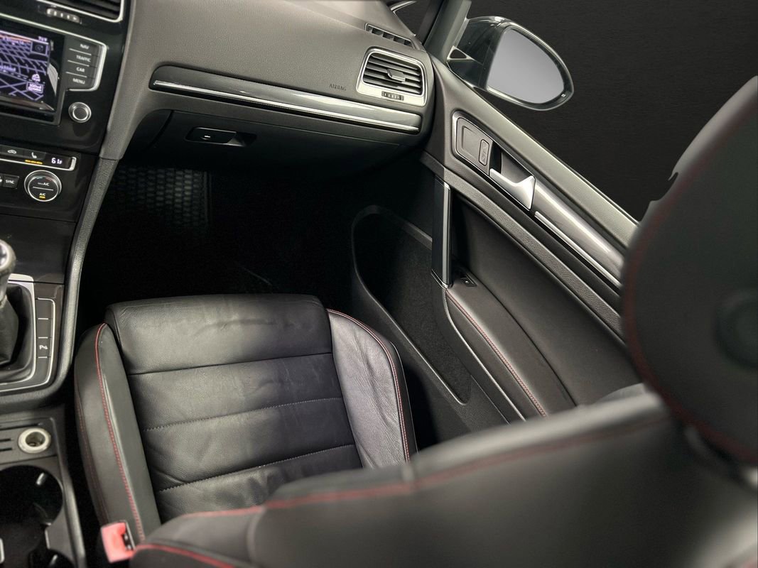 Used 2015 Volkswagen GTI Autobahn w/ Lighting Package (SEL) image 20