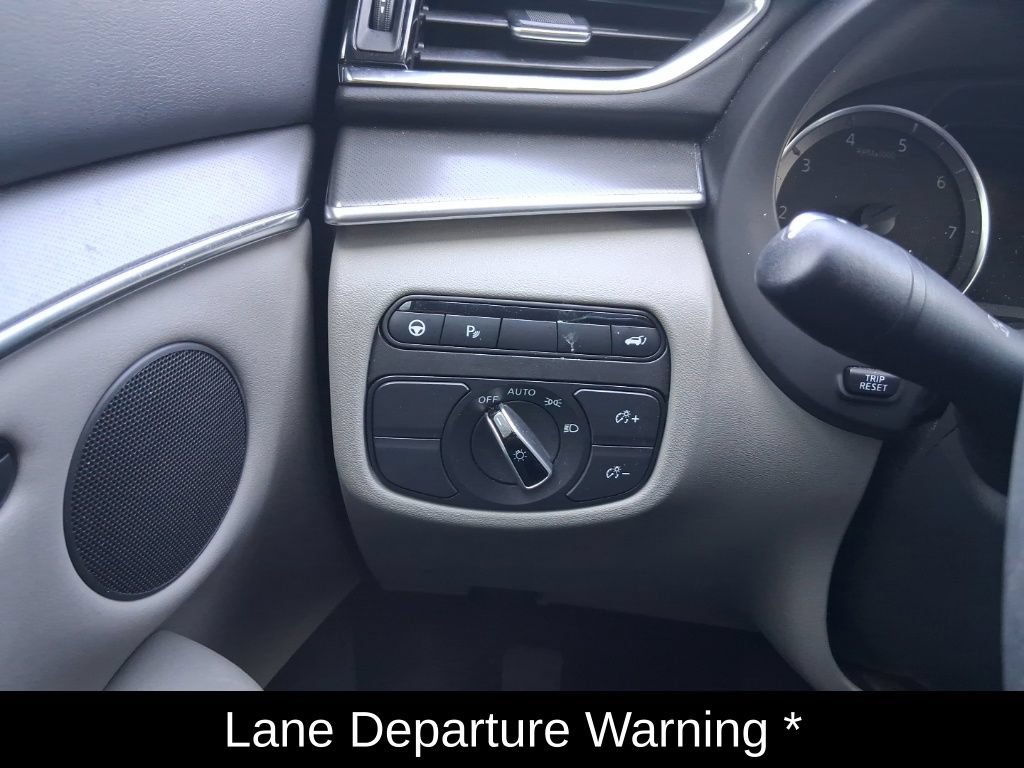 Certified 2023 INFINITI QX50 Luxe AWD/4WD image 14