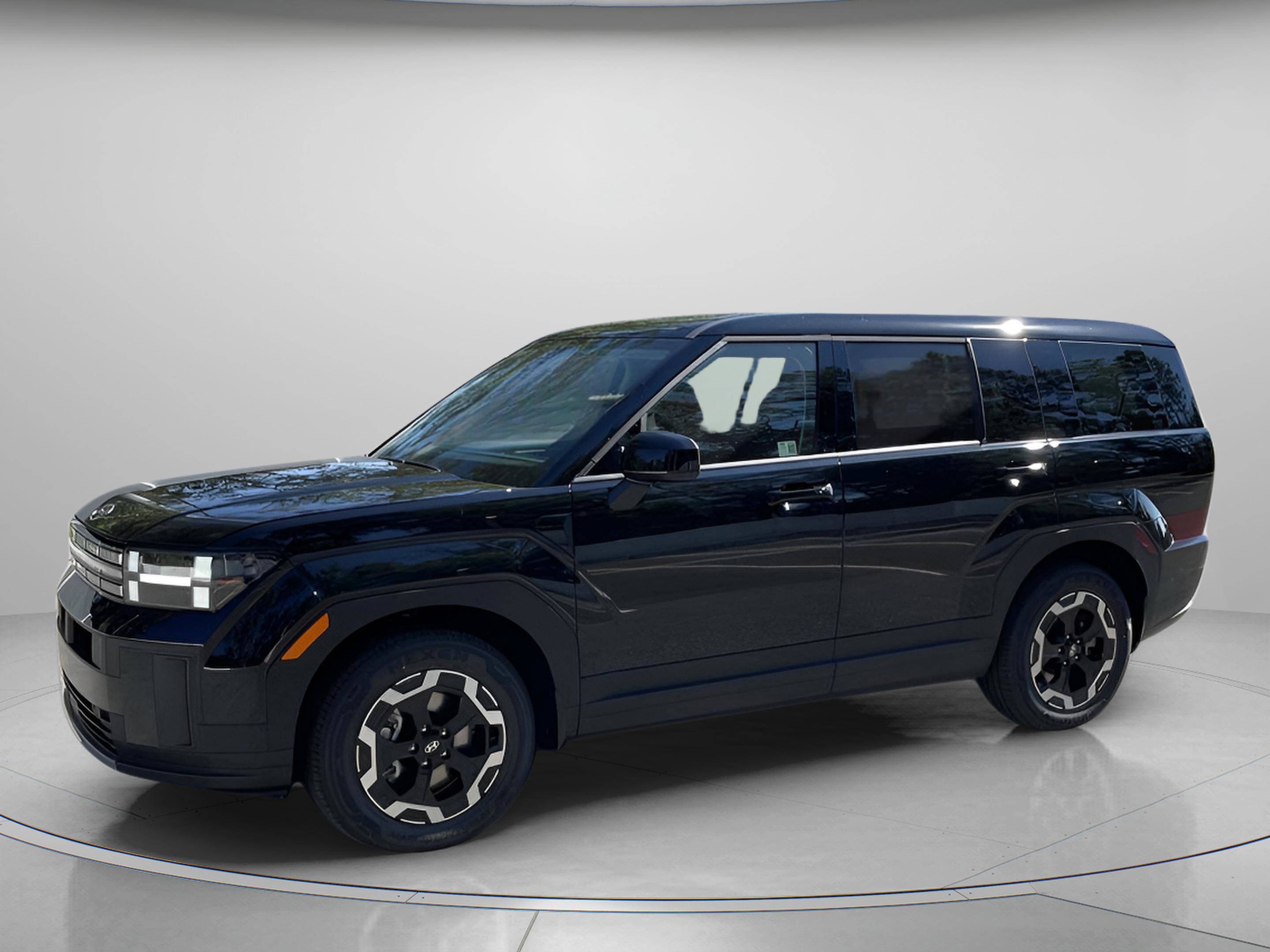 New 2026 Hyundai Santa Fe SE image 2