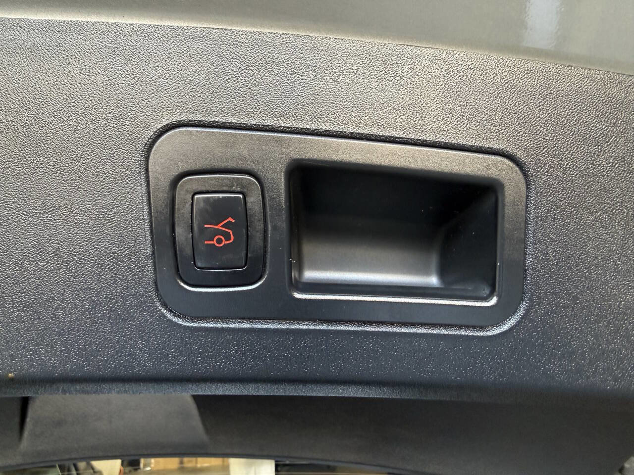 Used 2018 Tesla Model S 75D AWD/4WD image 26