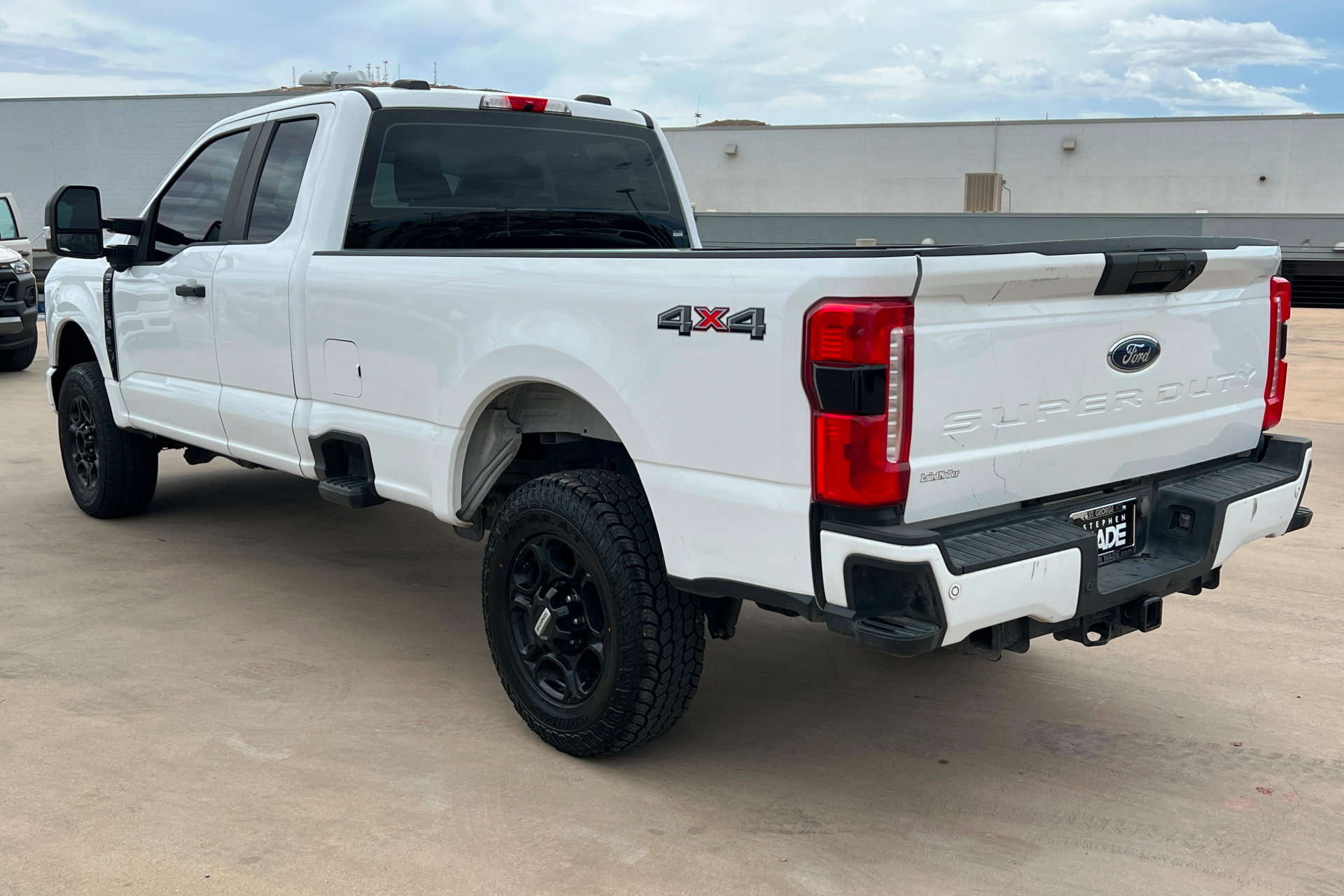 Used 2023 Ford F350 XL w/ STX Appearance Package AWD/4WD image 3