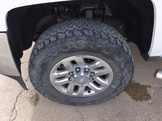 Used 2018 Chevrolet Silverado 3500 LT AWD/4WD image 12