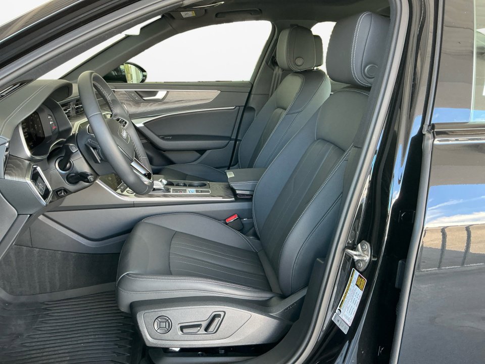 Certified 2025 Audi A6 2.0T Premium image 11