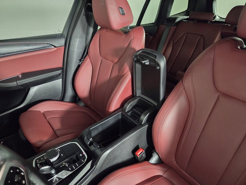 Used 2024 BMW X3 sDrive30i w/ Premium Package RWD image 21