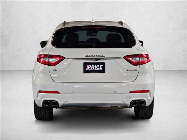 Used 2017 Maserati Levante AWD/4WD image 7