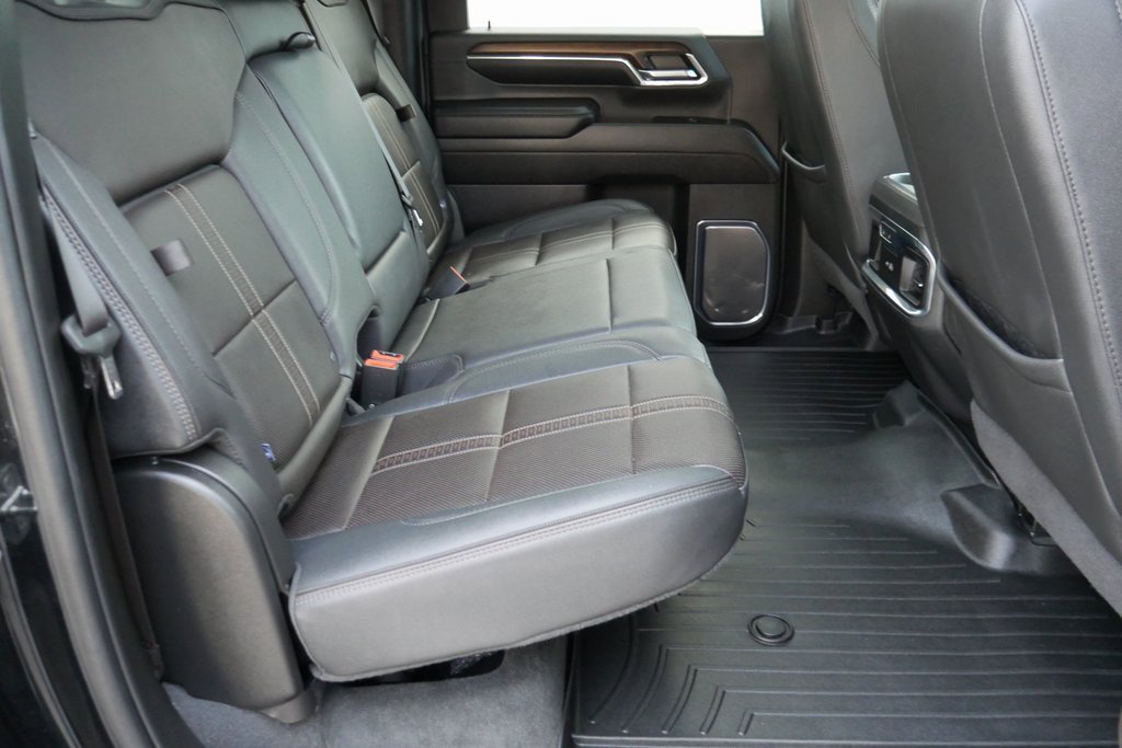 Used 2024 Chevrolet Silverado 2500 High Country w/ High Country Premium Package image 26