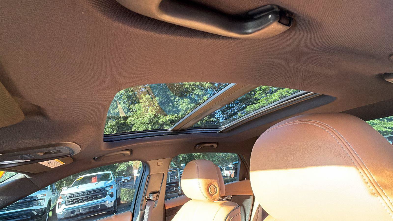 Used 2014 Chevrolet Impala LTZ FWD image 3