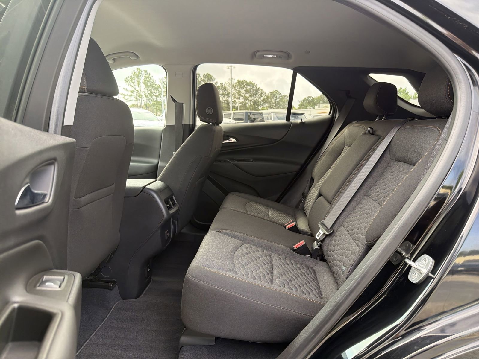 Used 2021 Chevrolet Equinox LT AWD/4WD image 30