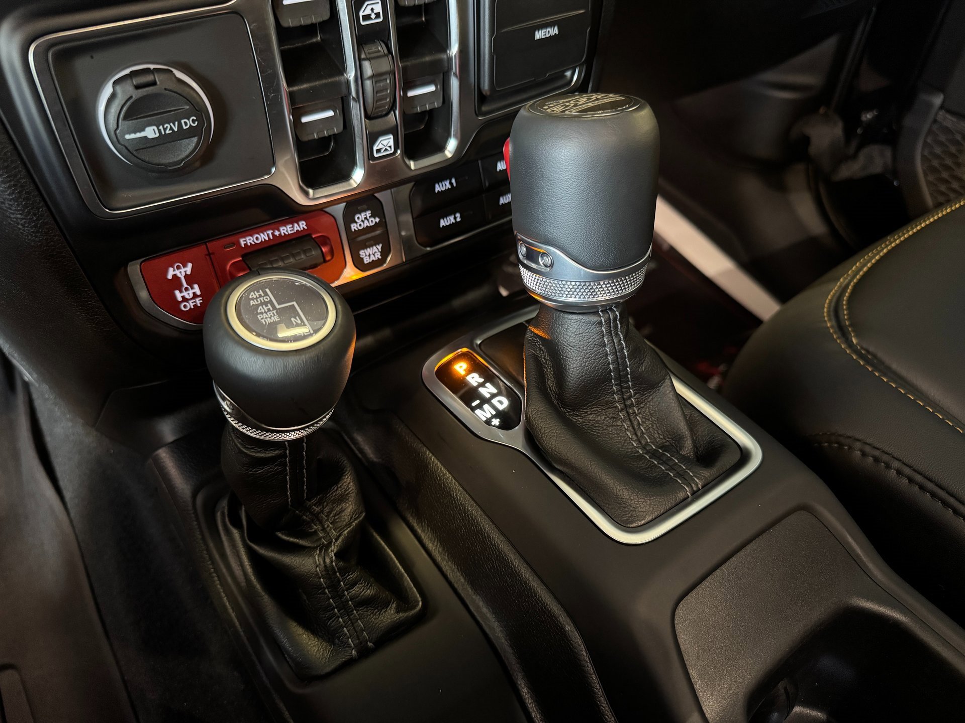 Used 2024 Jeep Wrangler Unlimited Rubicon 392 image 30