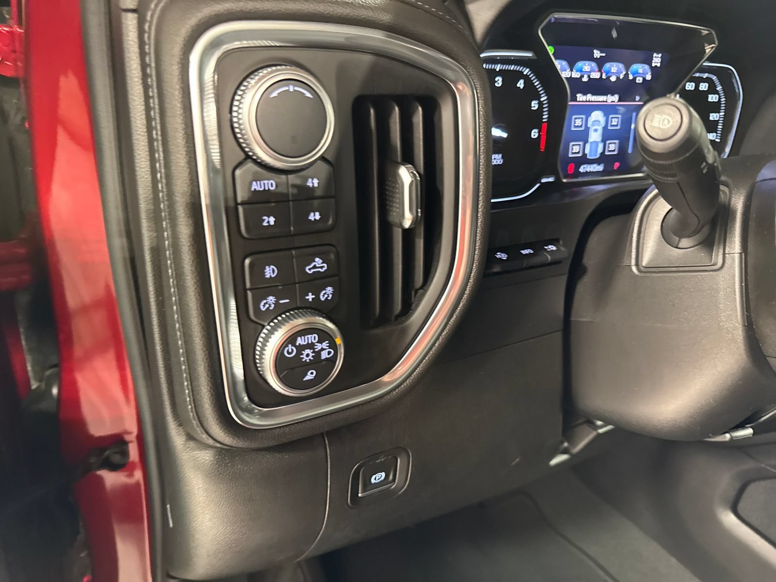 Used 2019 GMC Sierra 1500 Denali w/ Denali Ultimate Package AWD/4WD image 17