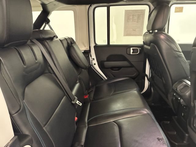 Used 2022 Jeep Wrangler Unlimited Rubicon 4xe w/ Steel Bumper Group AWD/4WD image 15