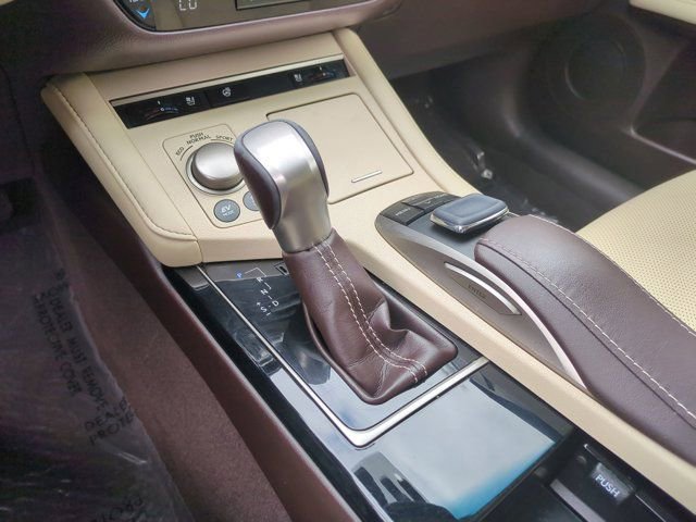 Used 2016 Lexus ES 300h w/ Navigation System Package FWD image 23