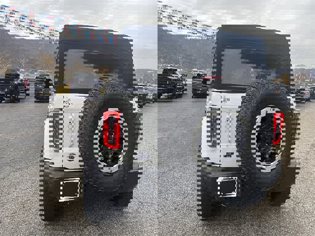 Used 2023 Ford Bronco Outer Banks image 5