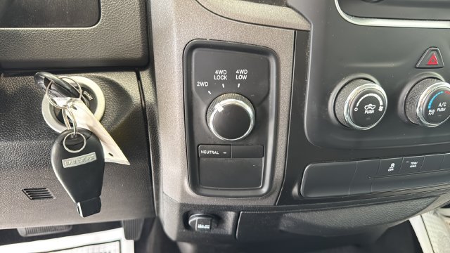 Used 2019 RAM 1500 ST w/ SXT Plus Group AWD/4WD image 13