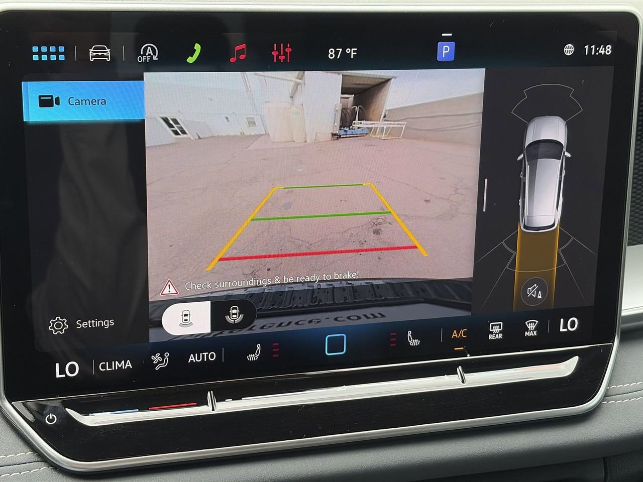 New 2026 Volkswagen Tiguan SE R-Line image 23