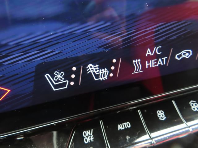 Used 2024 Chevrolet Blazer EV RS AWD/4WD image 37