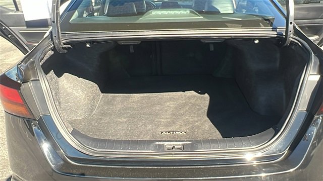 Used 2023 Nissan Altima 2.5 SR image 14