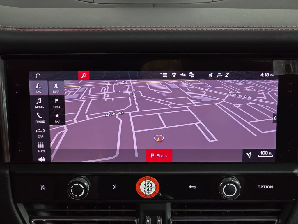 Certified 2025 Porsche Macan image 18