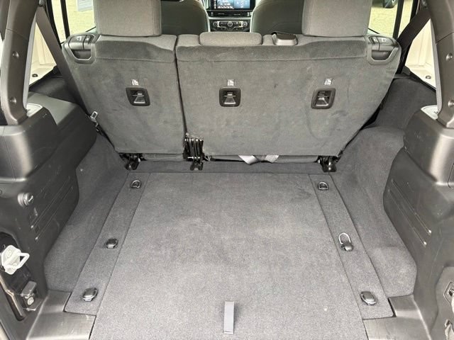 Used 2025 Jeep Wrangler Unlimited Sport AWD/4WD image 26