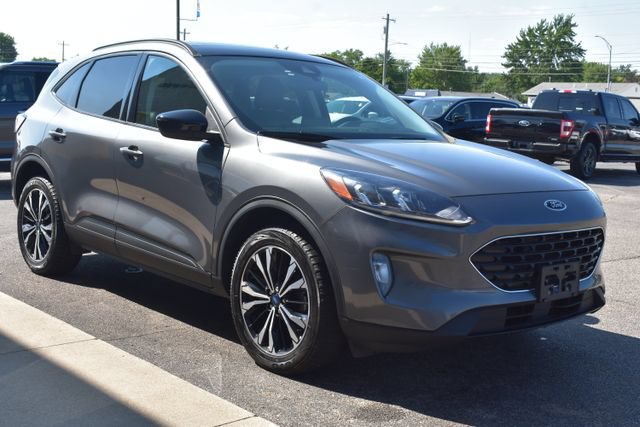 Used 2022 Ford Escape SEL w/ Technology Package AWD/4WD image 14