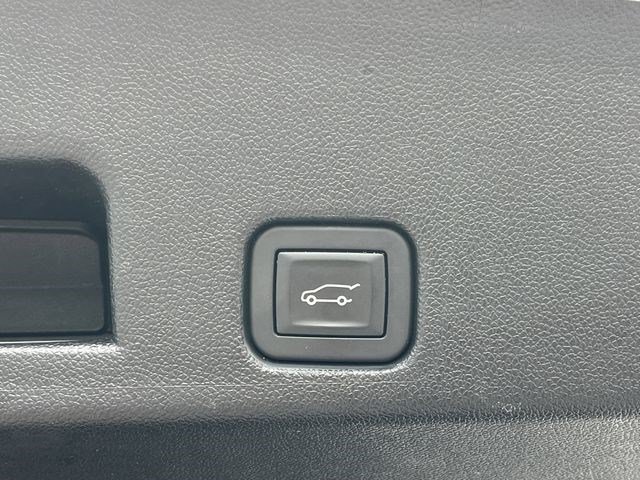 Used 2024 GMC Acadia Elevation AWD/4WD image 28