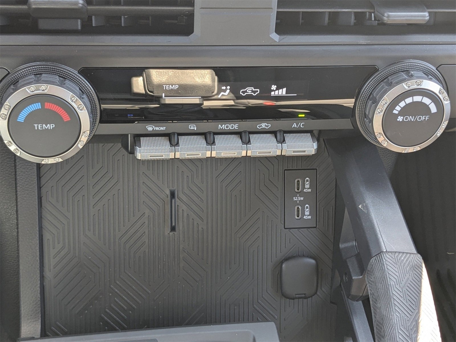 Used 2025 Toyota Tacoma SR image 23