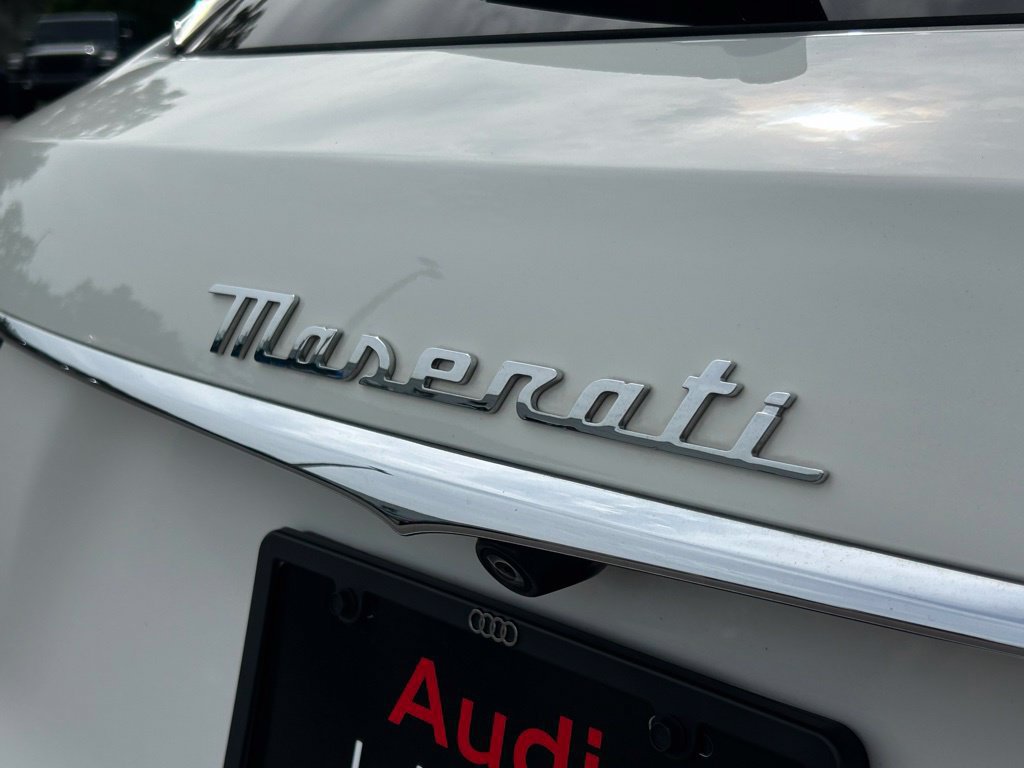 Used 2023 Maserati Levante GT AWD/4WD image 58