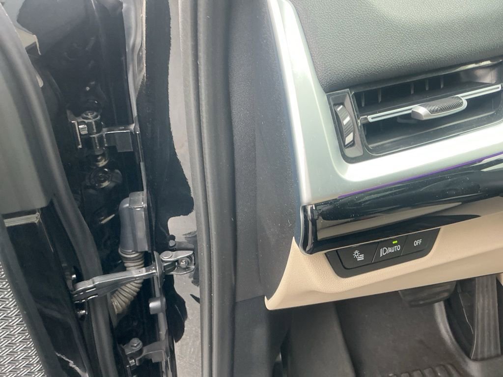 Used 2023 BMW X1 xDrive28i w/ Convenience Package image 11