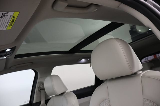 Used 2023 Kia Sorento S w/ Panoramic Sunroof Package FWD image 24