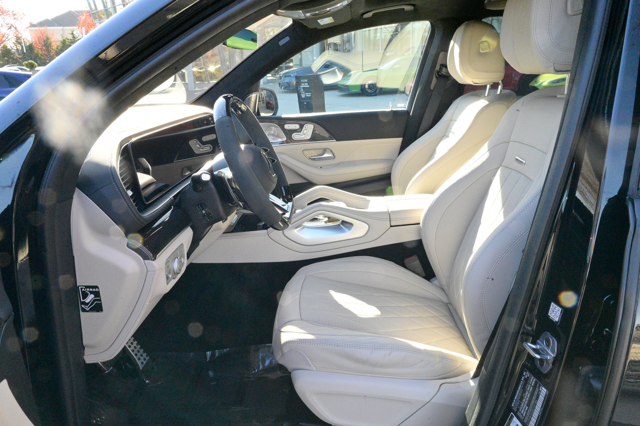 Used 2025 Mercedes-Benz GLS 63 AMG 4MATIC image 18