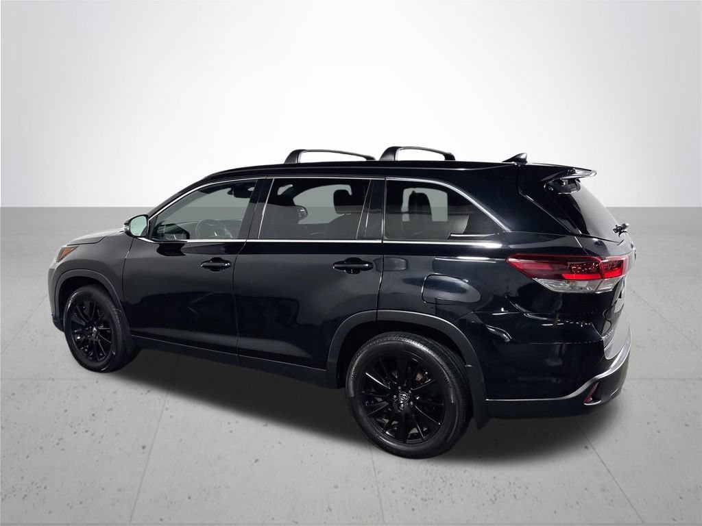 Used 2019 Toyota Highlander SE AWD/4WD image 8