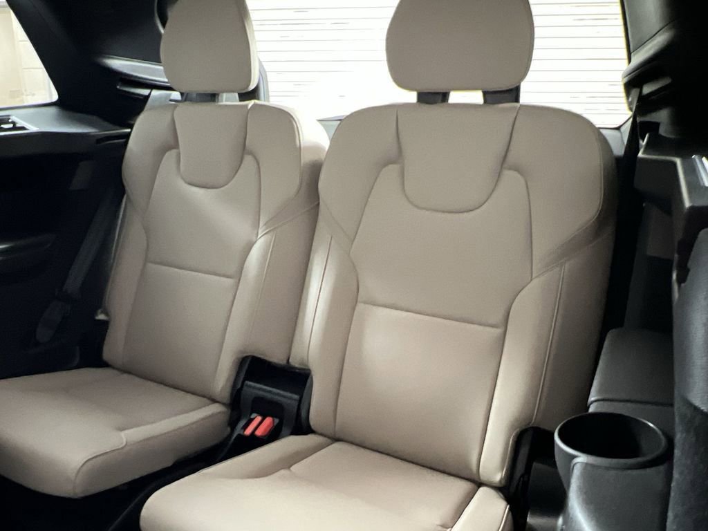 New 2026 Volvo XC90 B6 Plus w/ Protection Package image 24