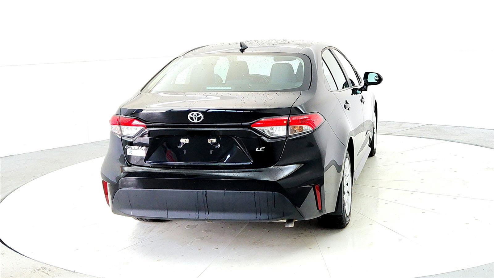 Used 2023 Toyota Corolla LE w/ Carpet Mat Package (TMS) image 5