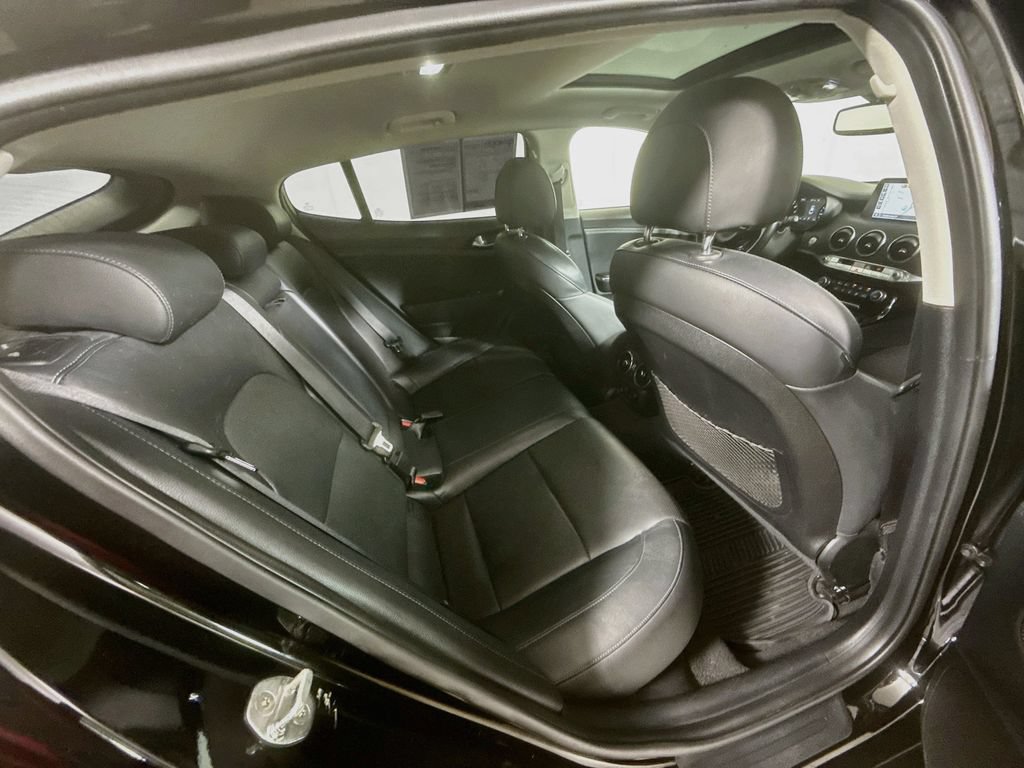 Used 2018 Kia Stinger Premium AWD/4WD image 28