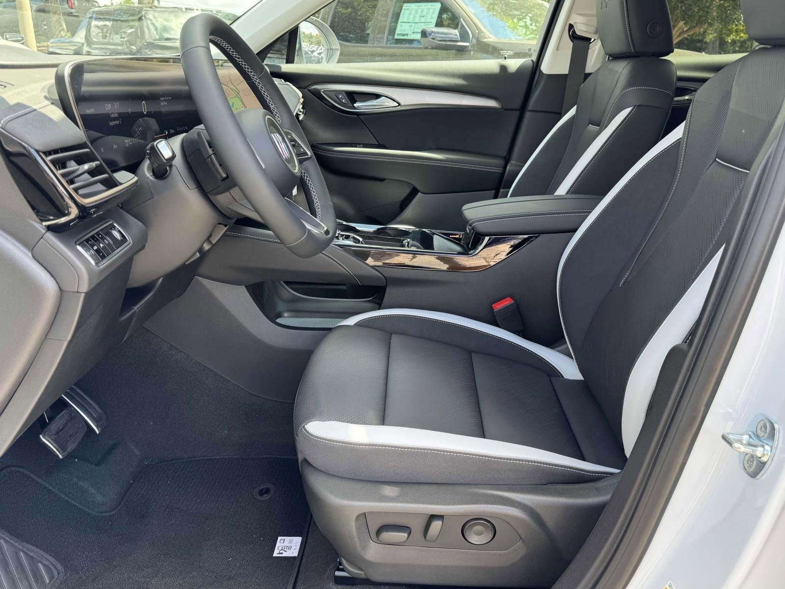 New 2025 Buick Envision Sport Touring image 18