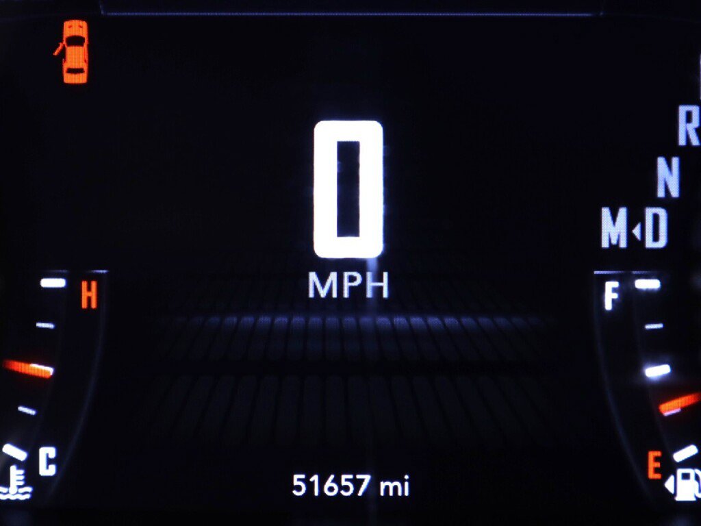 Used 2023 Dodge Challenger SXT RWD image 14