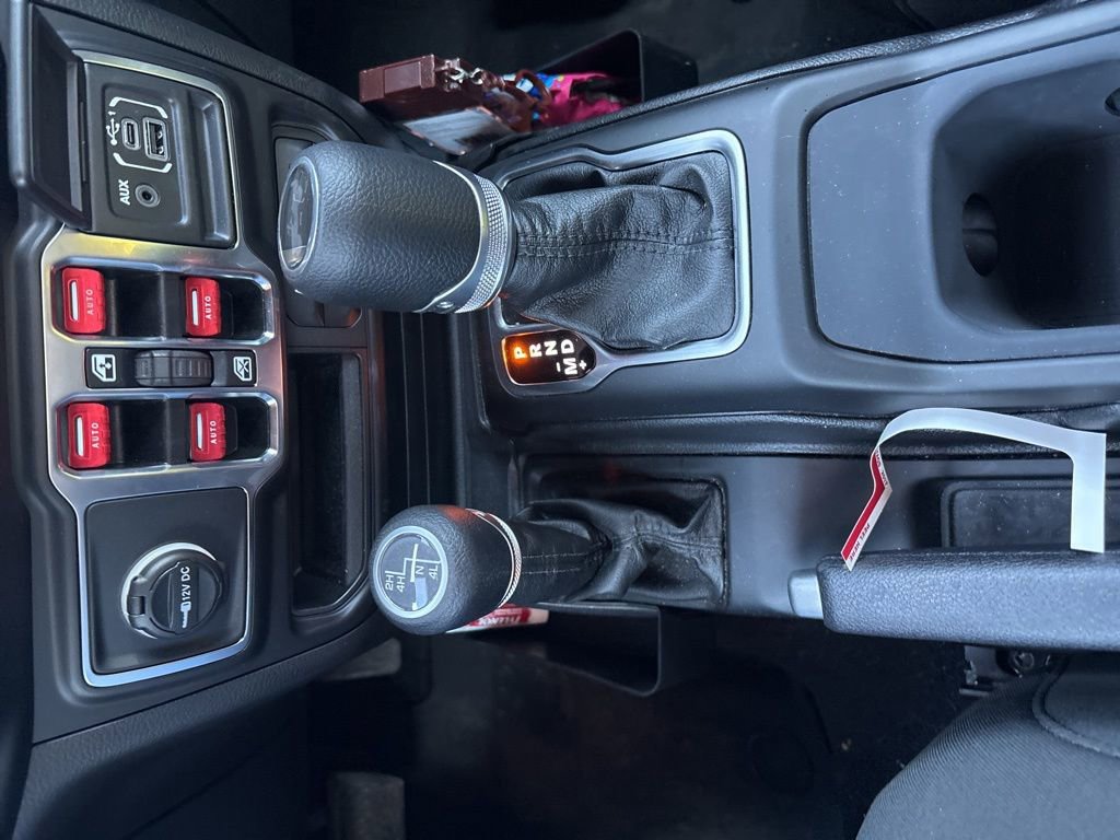 Used 2021 Jeep Wrangler Unlimited Islander image 17