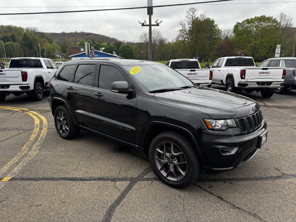 Used 2021 Jeep Grand Cherokee Limited w/ Quick Order Package 2GK 80th AWD/4WD image 3