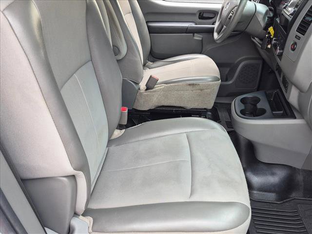 Used 2018 Nissan NV 3500 S image 18