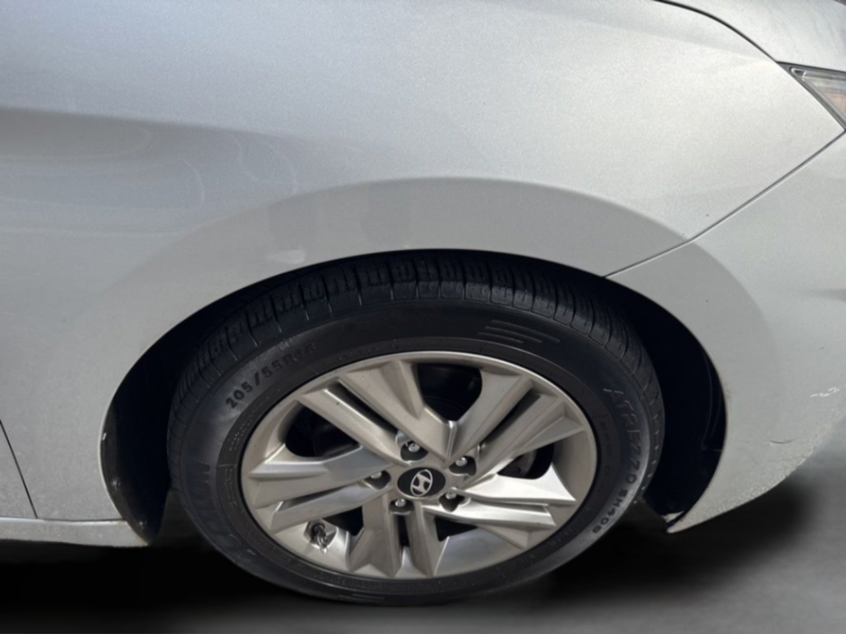Used 2019 Hyundai Elantra SEL FWD image 33