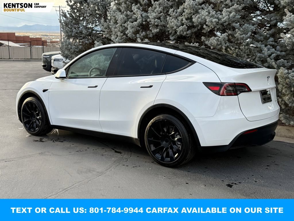 Used 2023 Tesla Model Y Long Range image 4