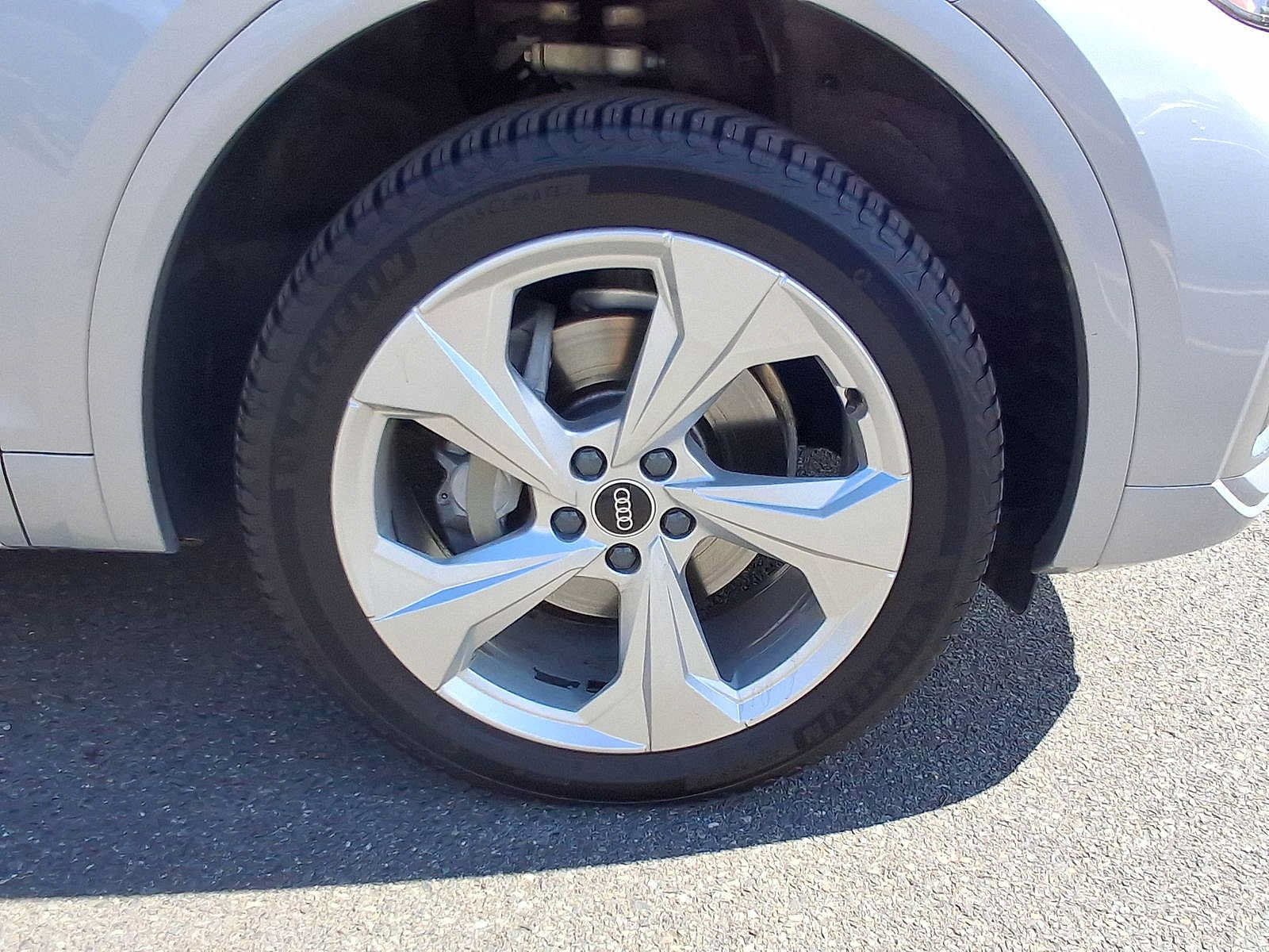 Used 2022 Audi Q5 2.0T Premium Plus w/ Premium Plus Package AWD/4WD image 33