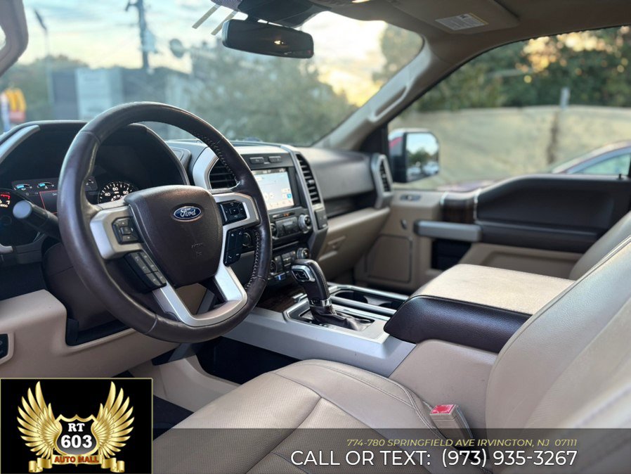 Used 2018 Ford F150 Lariat w/ Equipment Group 502A Luxury AWD/4WD image 17