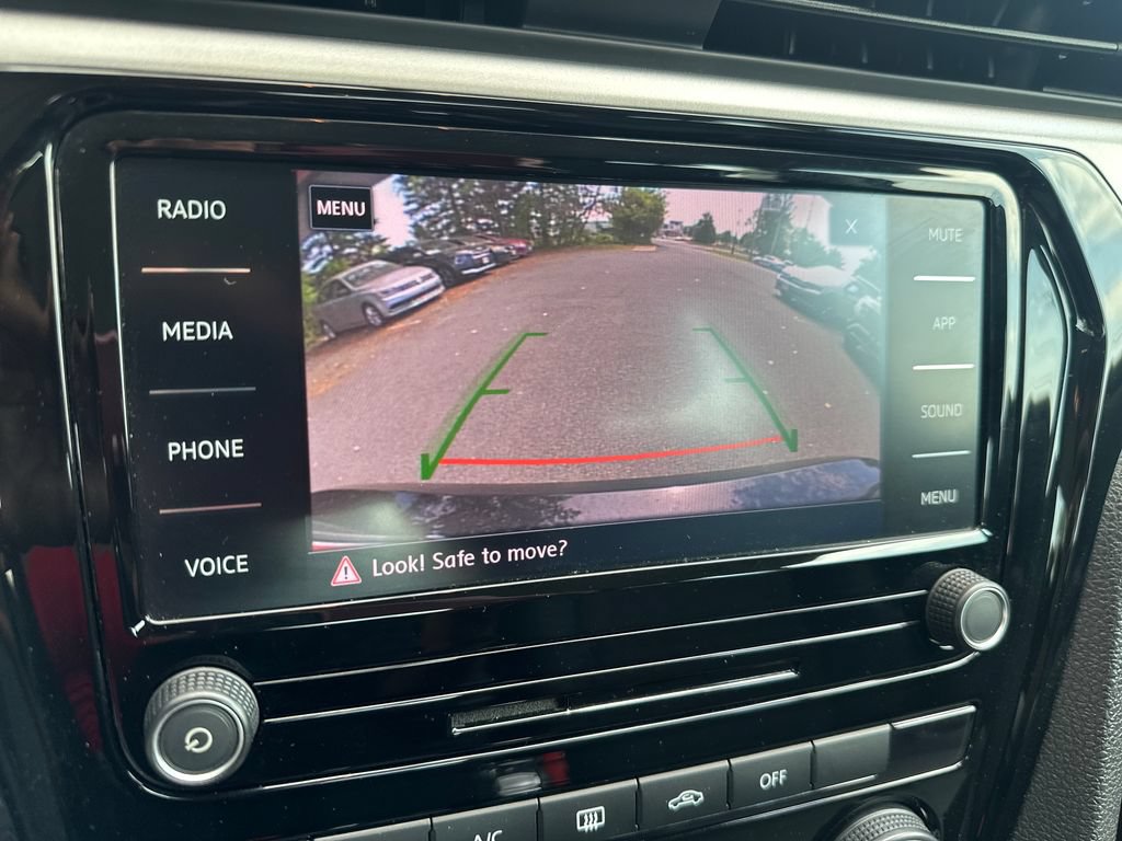 Certified 2021 Volkswagen Passat 2.0T S FWD image 15